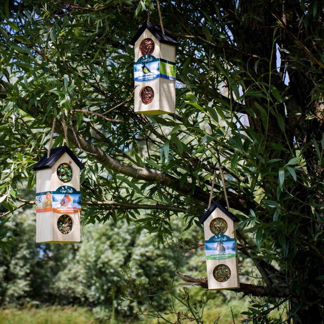 Chalet Futterhaus Vogelhaus | 500 Gramm - Spatzen